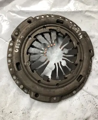 Volkswagen Golf IV Pressure plate 038111025F