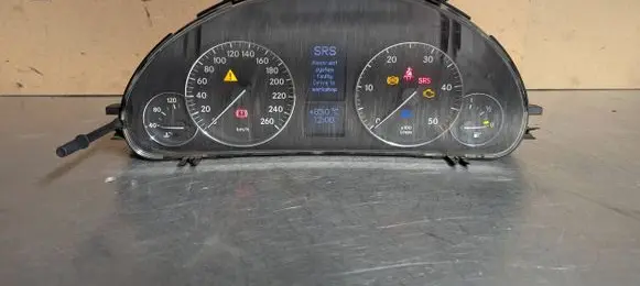 Mercedes-Benz C W203 Speedometer (instrument cluster) A2035404947 110080266005 000997