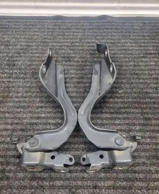 Subaru XV I Engine bonnet/hood hinges