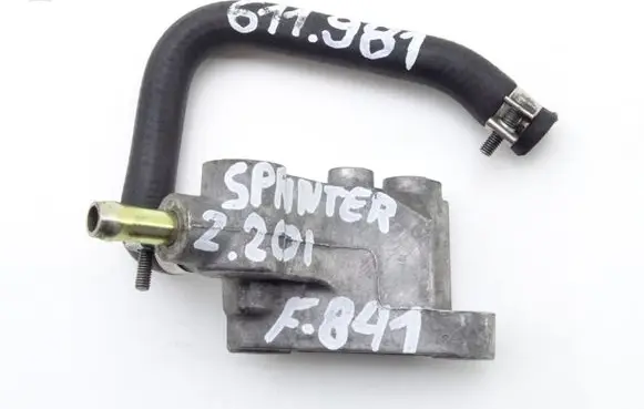 Mercedes-Benz Sprinter W901 W902 W903 W904 Engine coolant pipe/hose 6110700340