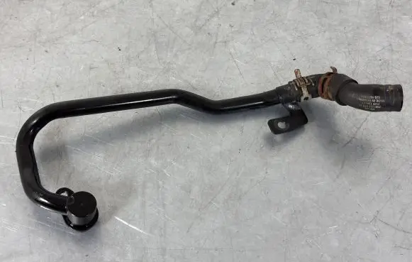 Volkswagen PASSAT CC Engine coolant pipe/hose 04L121065AJ