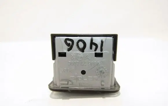 Peugeot Partner Other interior light 9607449080
