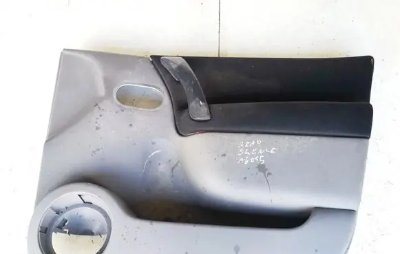 Renault Scenic II - Grand scenic II Front door card panel trim 8200389333