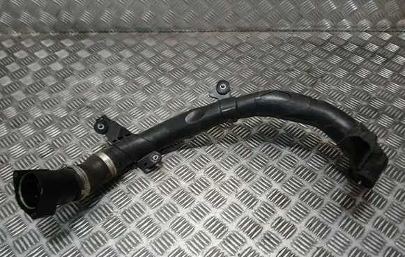 Volkswagen PASSAT CC Intercooler hose/pipe 5N0145840D
