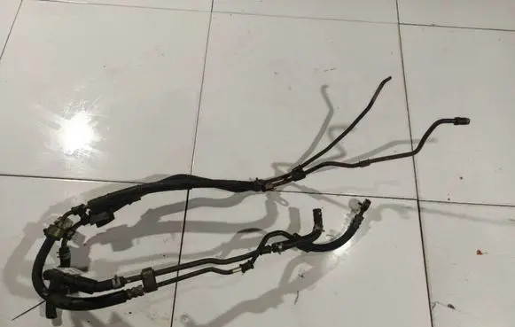 Mazda Premacy Power steering hose/pipe/line 