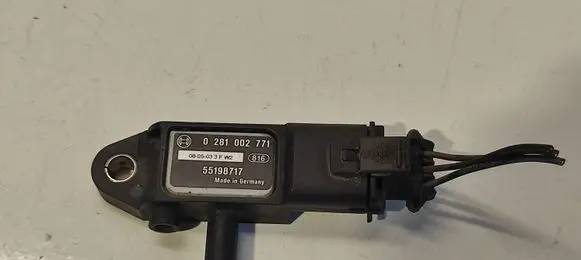 Saab 9-3 Ver2 Exhaust gas pressure sensor 0281002771 55198717