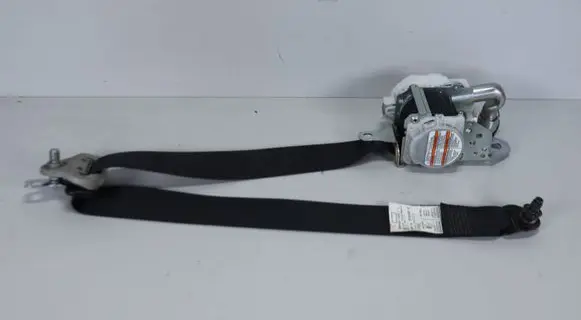 Suzuki Swift II Front seatbelt 8494068L1