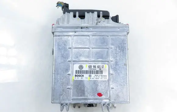 Volkswagen Sharan Engine control unit/module 0281001735 028906021GT