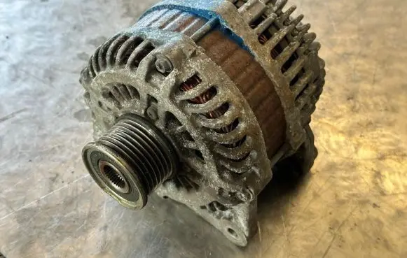 Nissan Qashqai Generator/alternator 23100JG71A