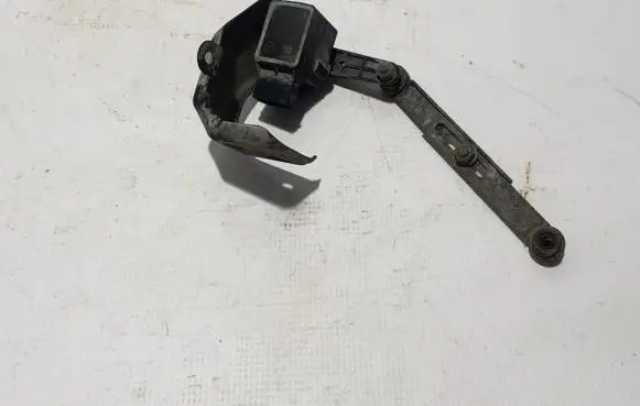 Mercedes-Benz SLK R171 Air suspension front height level sensor A0025428818