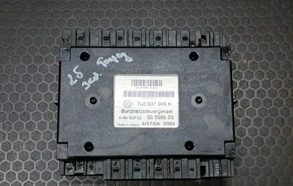 Volkswagen Touareg I Comfort/convenience module 7L6937049K 05066523