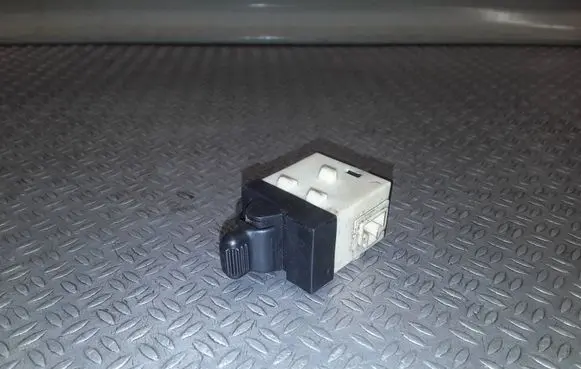 Chrysler Sebring (ST-22 - JR) Electric window control switch 04602463AA