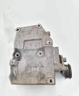 Skoda Superb B5 (3U) Engine mounting bracket 038260885C