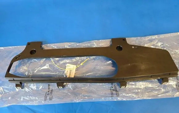 BMW 5 GT F07 Engine bonnet/hood lock trim molding 7349699