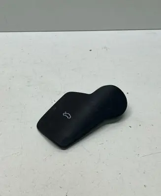 Audi Q8 Engine bonnet (hood) release handle 4M8823533H 1248520100