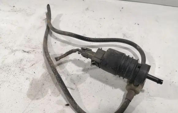 Opel Zafira A Windscreen/windshield washer pump