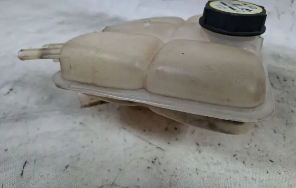 Volvo S40 Coolant expansion tank/reservoir 3M5H8100AD
