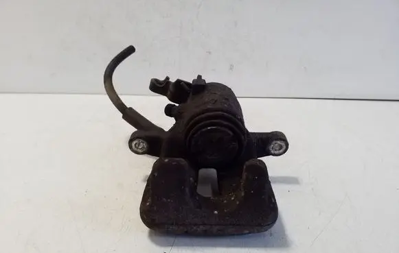 Skoda Superb B6 (3T) Rear brake caliper