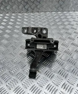 Volkswagen PASSAT B8 Engine mount vacuum valve 5Q0199262BH