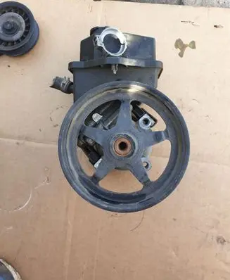 Chevrolet Captiva Power steering pump