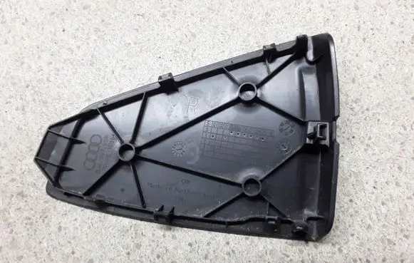 Audi A5 Trunk/boot trim cover 8W8867658