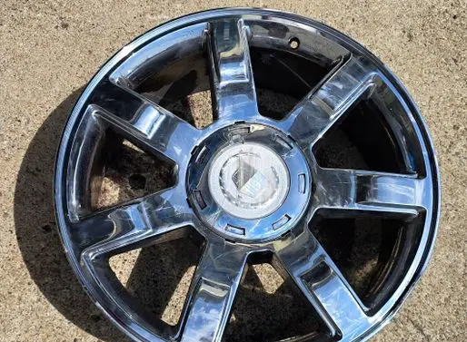 Cadillac Escalade R22 alloy rim 9595855 8103510