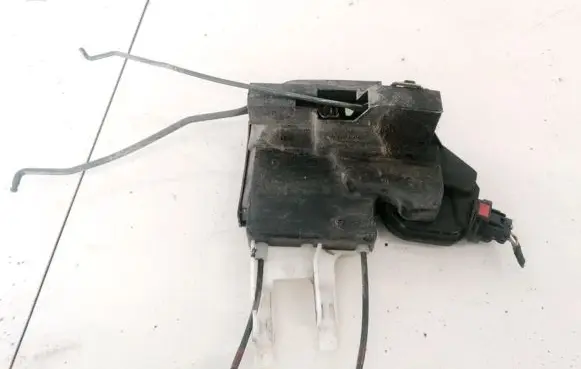 Hyundai Santa Fe Front door lock