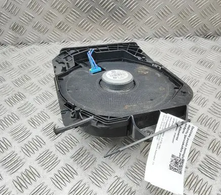 BMW 3 F30 F35 F31 Subwoofer speaker 9210148