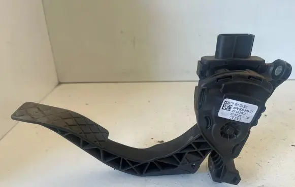 Audi A6 S6 C6 4F Accelerator throttle pedal 8K1723523 6PV00950501 27102007