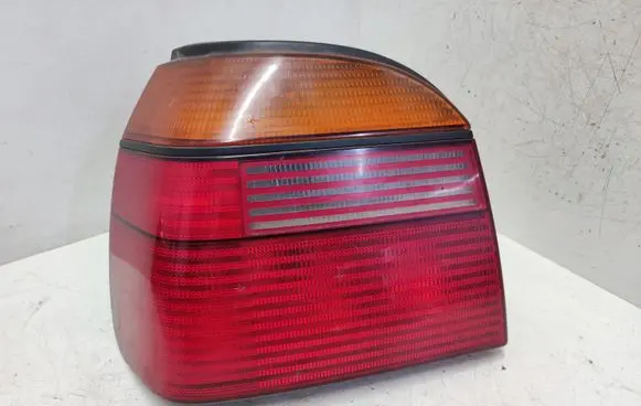 Volkswagen Golf III Rear/tail lights 1H6945111E 1H6945520