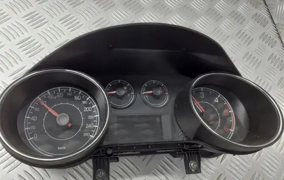 Fiat Bravo Tachometer 55500198