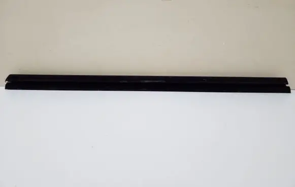 BMW 7 F01 F02 F03 F04 Front door glass trim molding OEM