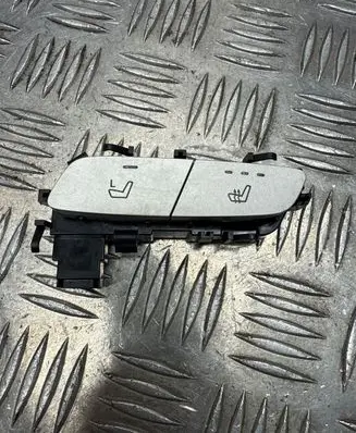 Mercedes-Benz E W213 Seat heating switch A2139051604 SW133101 13219748