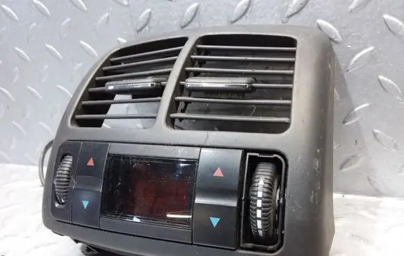 Mercedes-Benz E W211 Climate control unit 2118300285