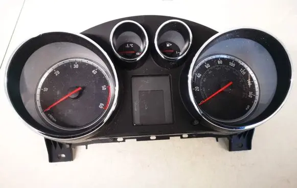 Opel Insignia A Speedometer (instrument cluster) 12844136