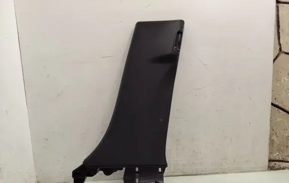 (B) pillar trim (bottom)