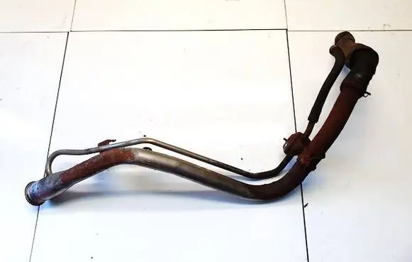 Honda CR-V Fuel tank filler neck pipe 