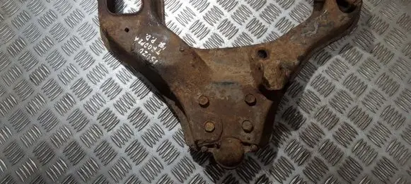 Isuzu Trooper Front lower control arm/wishbone