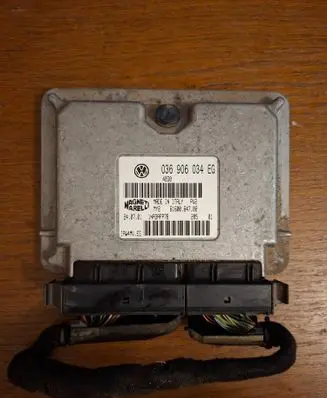 Audi A2 Engine control unit/module 036906034EG 6160064702 1NA3AFP7B