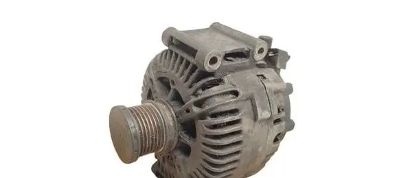 Mercedes-Benz C AMG W204 Generator/alternator A6421540402 2543289B 707016667