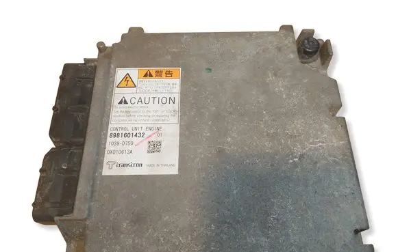 Isuzu D-Max Engine control unit/module ECU 8981601432 0X010613A 1039D750