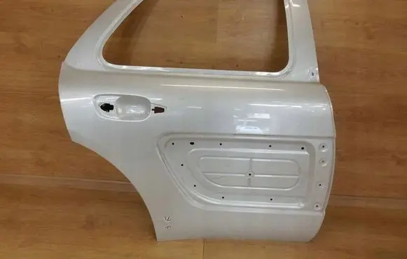 Citroen C4 Cactus Rear door 9801070080