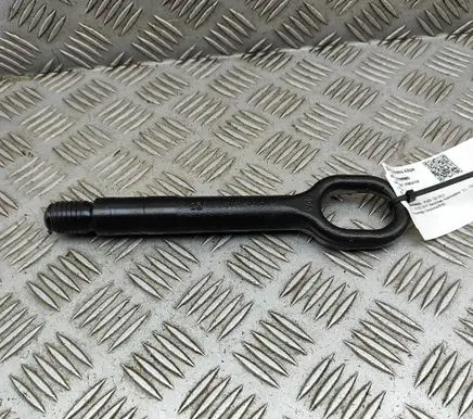 Audi Q3 8U Towing hook eye 4H0805615