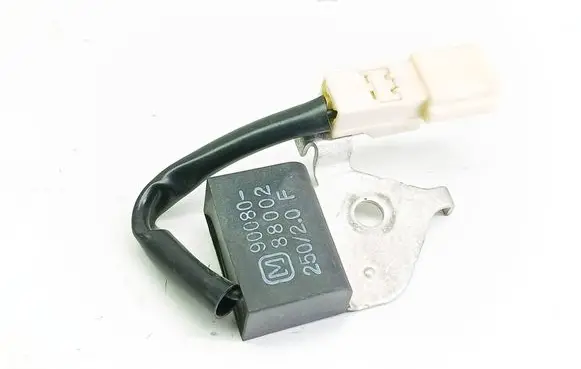 Toyota Avensis T250 Aerial antenna amplifier 9008088002