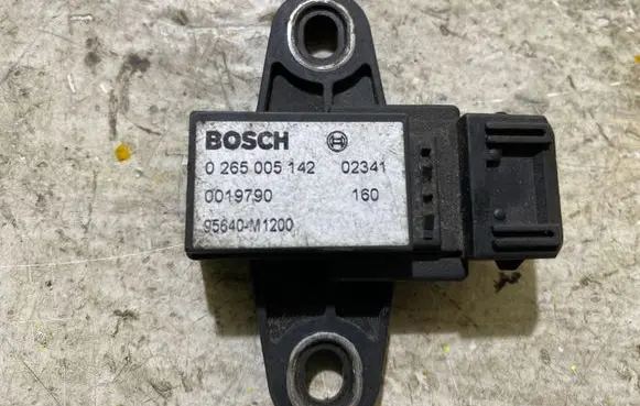KIA Sorento ESP acceleration yaw rate sensor 95640M1200 0265005142 0019790