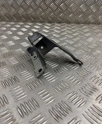 Audi A7 S7 4G Fender mounting bracket 4G8821136D