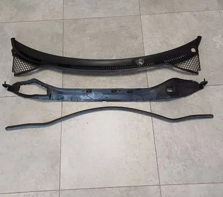 Peugeot 207 CC Wiper trim 96818458 9681844780