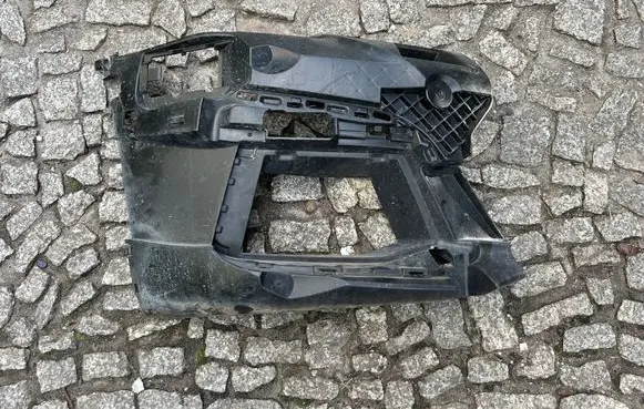 BMW 5 G30 G31 G38 Front bumper mounting bracket 51118098676 15067010