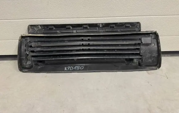 Dacia Duster II Radiator trim 214F69647RKPD180