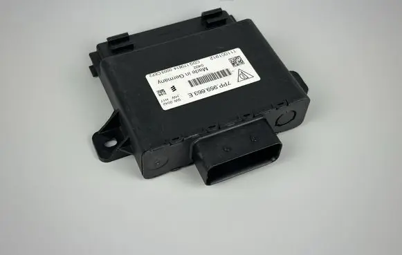 Porsche Panamera (970) Voltage converter/converter module 7PP959663E CDG170614 111001912